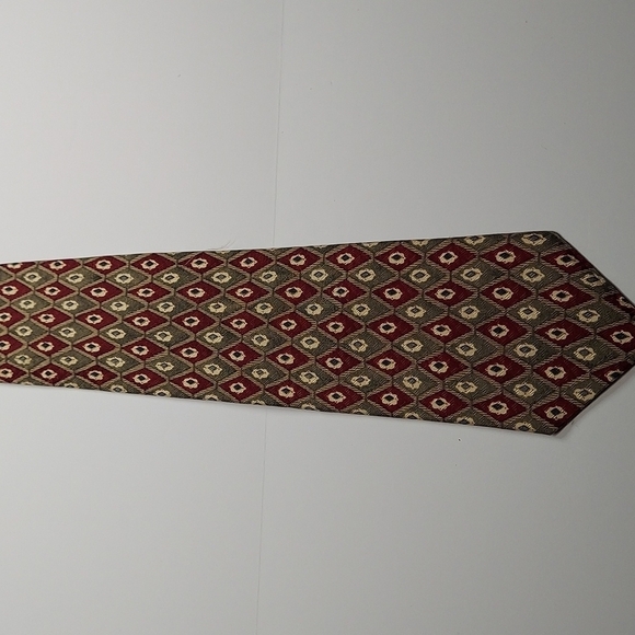 Brooks Brothers 100% Silk Tie - Picture 2 of 8